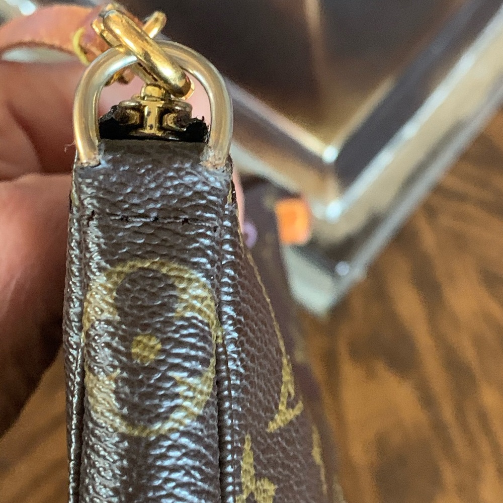 Beautiful Vintage Pochette Accessories - Picture 15 of 16